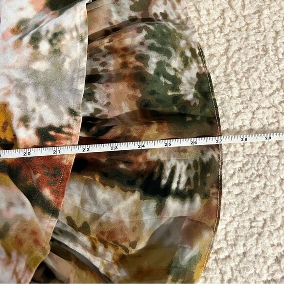 Simply Vera-Vera Wang Women’s Tie Dye Blouse Top Peplum Hem White Green XL - Picture 9 of 12